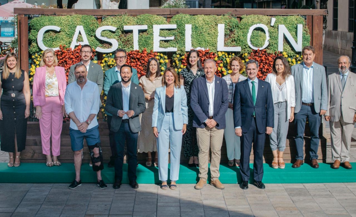 La foto oficial del equipo de gobierno municipal de Castelló en el tercer año de la legislatura.