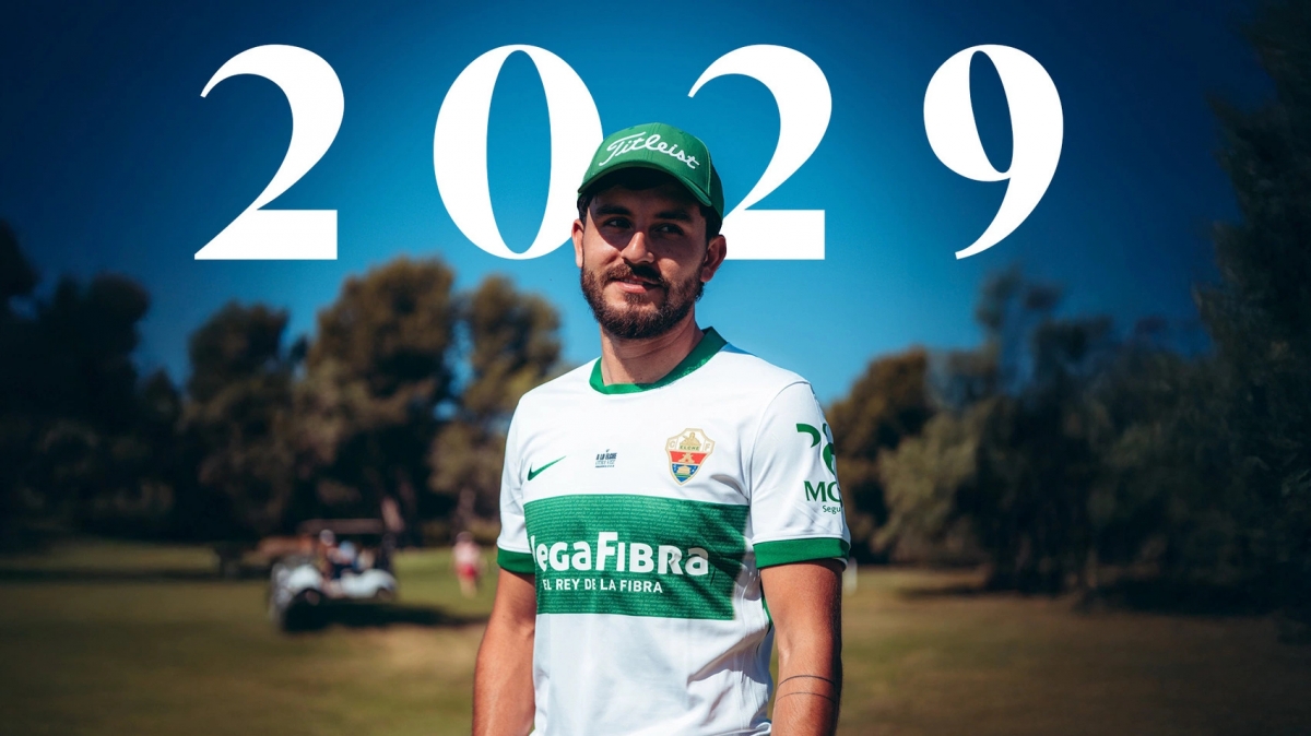 Cartel qu acompañaba el Elche CF al anuncio