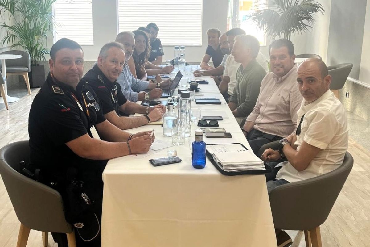 Reunión policial con colectivos de La Manga y Cabo de Palos. Junio, 2026.