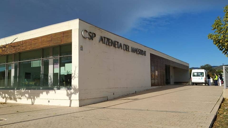 Cinco empresas pujan por la gestión del Centro de Día de Atzeneta: el contrato, por tres años y casi 1,8 millones