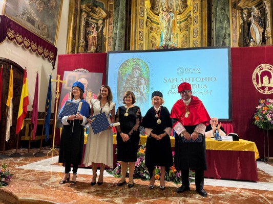 La Cátedra Veolia del Agua recibe el reconocimiento de la UCAM en el acto de la festividad de San Antonio