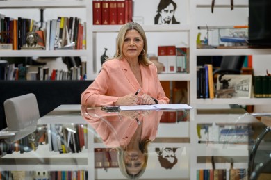 Carmen Ortí: 
