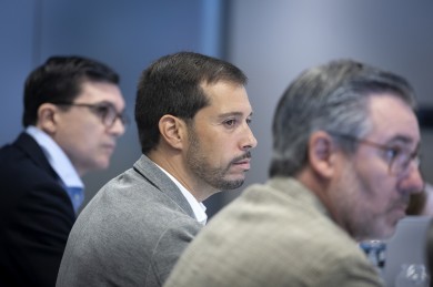 Las imágenes del desayuno 'Entornos urbanos para una movilidad autónoma, sostenible y conectada'