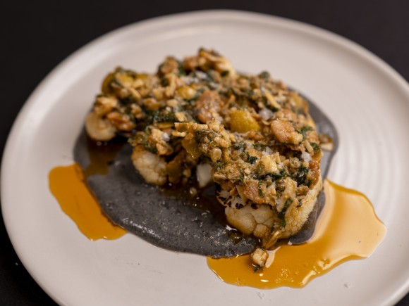 Coliflor a la brasa de Puerta del Mar