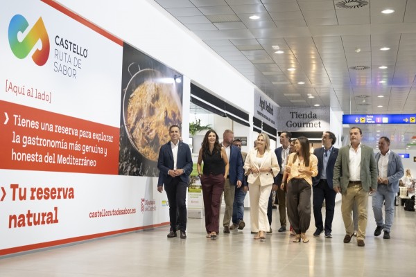 La Diputación ensalza el papel del aeropuerto como 