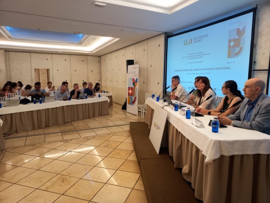 La Escuela de Verano de la UJI clausura un nuevo curso con el análisis de las proyecciones de emisiones de cara al 2030
