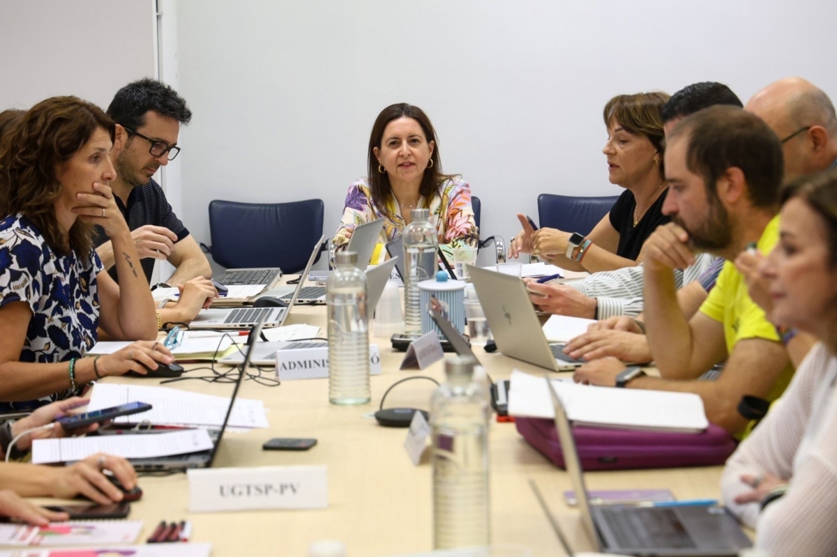 Educación propone una redistribución de las 1.249 plazas para la inclusión y los sindicatos creen que es 