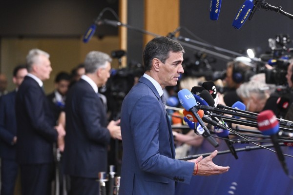 Sánchez abre la puerta a un adelanto electoral si no logra aprobar los PGE