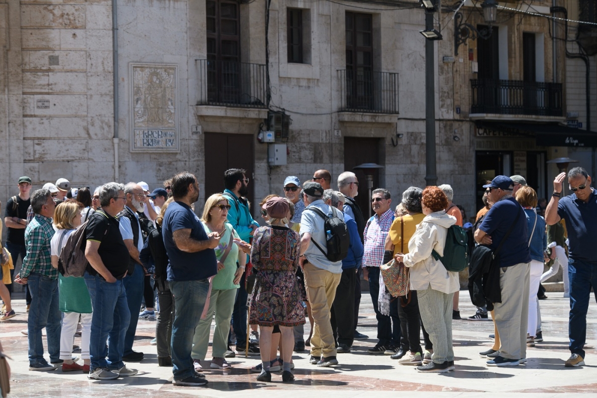La gran transformación de la sociedad valenciana: 900.000 habitantes más en 15 años por el tirón de la inmigración