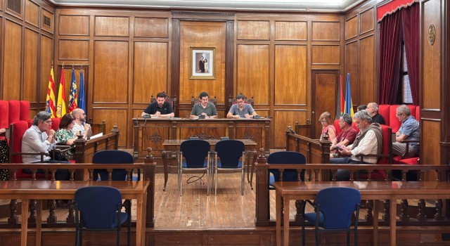 El CES aprueba, sin unanimidad, los festivos de Alcoy para 2027: los Moros y Cristianos serán entre semana