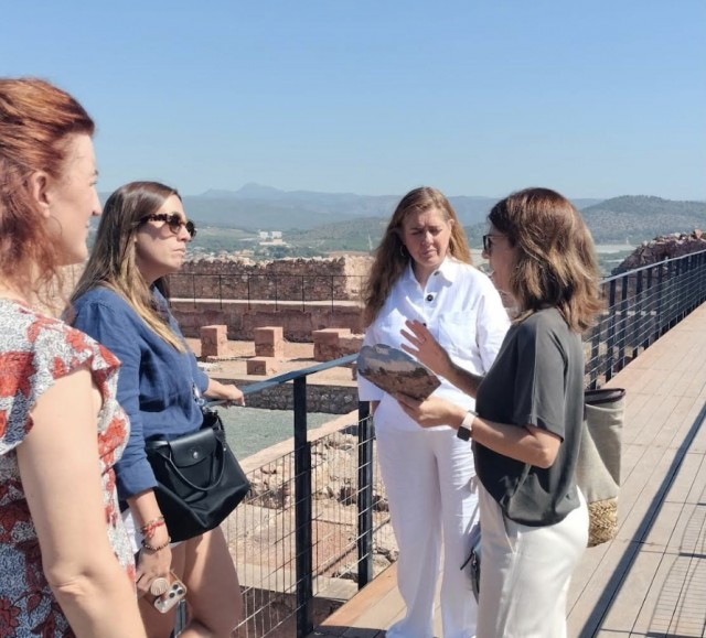 Catas en Vilafamés y visitas al castillo de Onda o al estadio de la Cerámica: el puerto impulsa nuevas experiencias para atraer cruceros