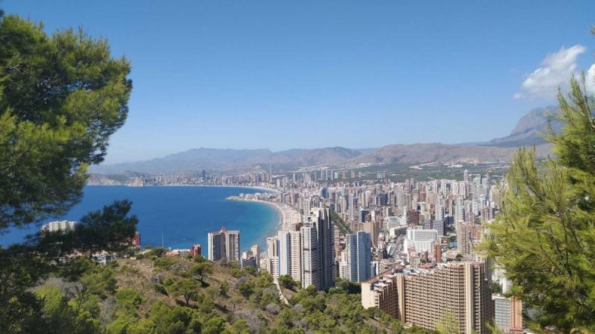 Benidorm se coloca entre los precios de vivienda más altos de España y la provincia sube un 20,7%