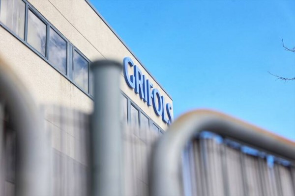 Grifols asegura que seguirá cumpliendo con las prácticas de buen gobierno ante la posible opa