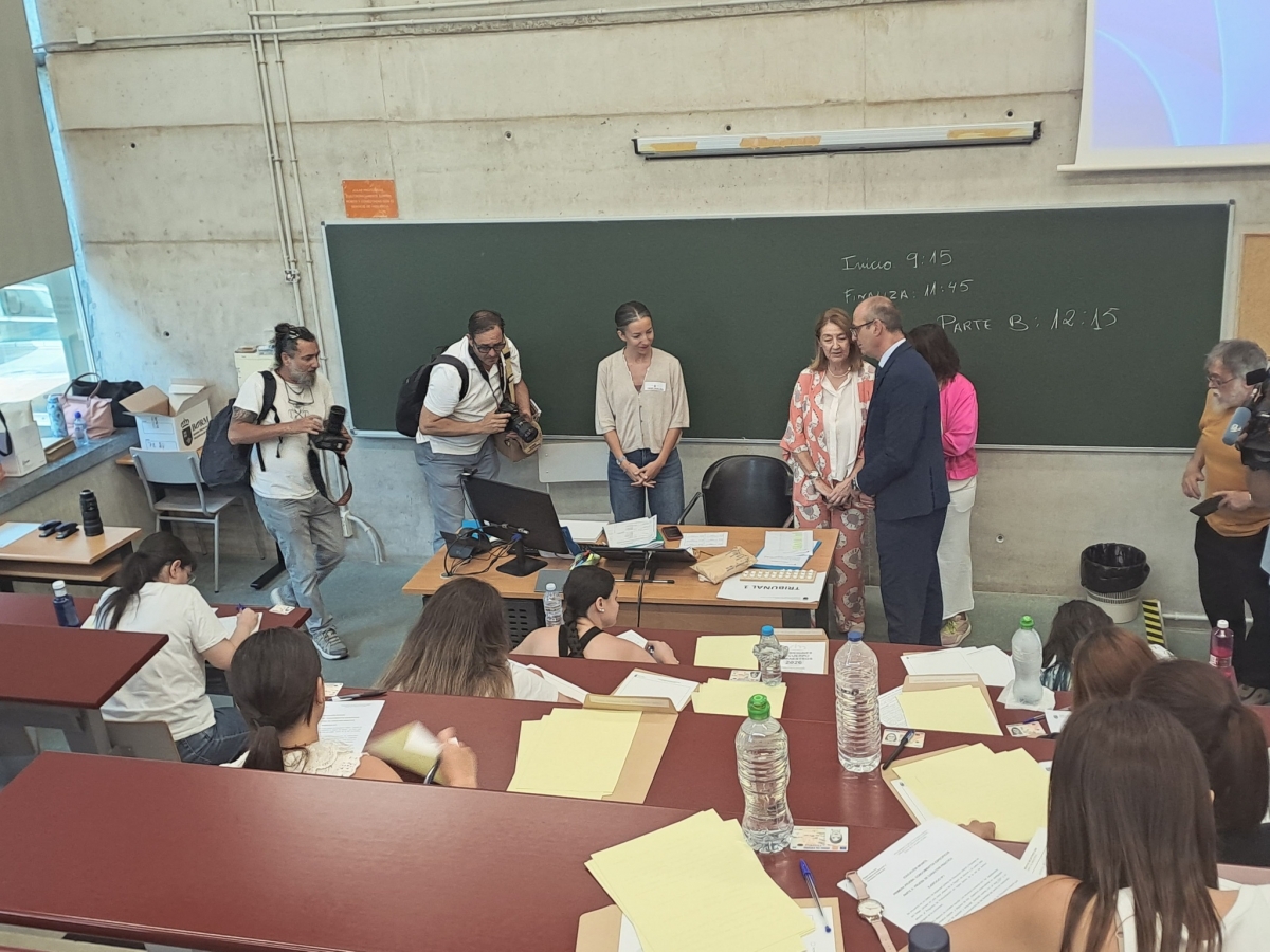 Uno de cada seis aspirantes que se han presentado a las oposiciones de maestro en la Región podrá sacar una plaza