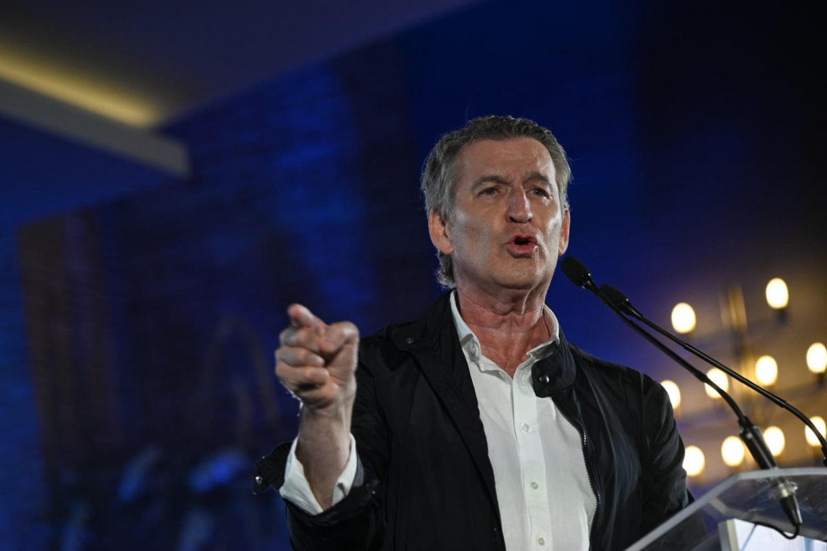 Feijóo se compromete a aprobar un modelo de financiación 