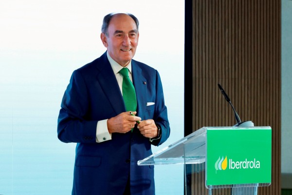 Iberdrola renuncia a construir una planta de metanol en Begonte (Lugo) y la traslada a Huelva