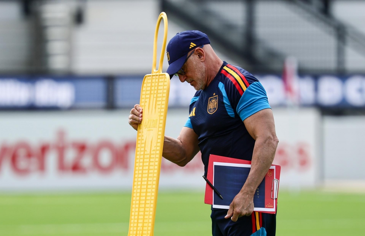 Luis de la Fuente perfila el once contra Arabia Saudí en el último entrenamiento