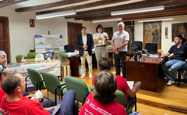 La Generalitat promueve 15 rutas de senderismo en el interior de Castellón para reforzar el turismo de naturaleza