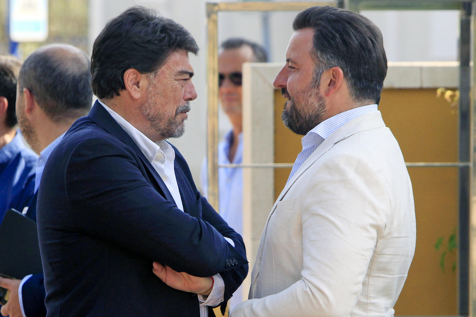 Luis Barcala y Pablo Ruz, este miércoles, en el acto de Uepal. Foto EFE  - 