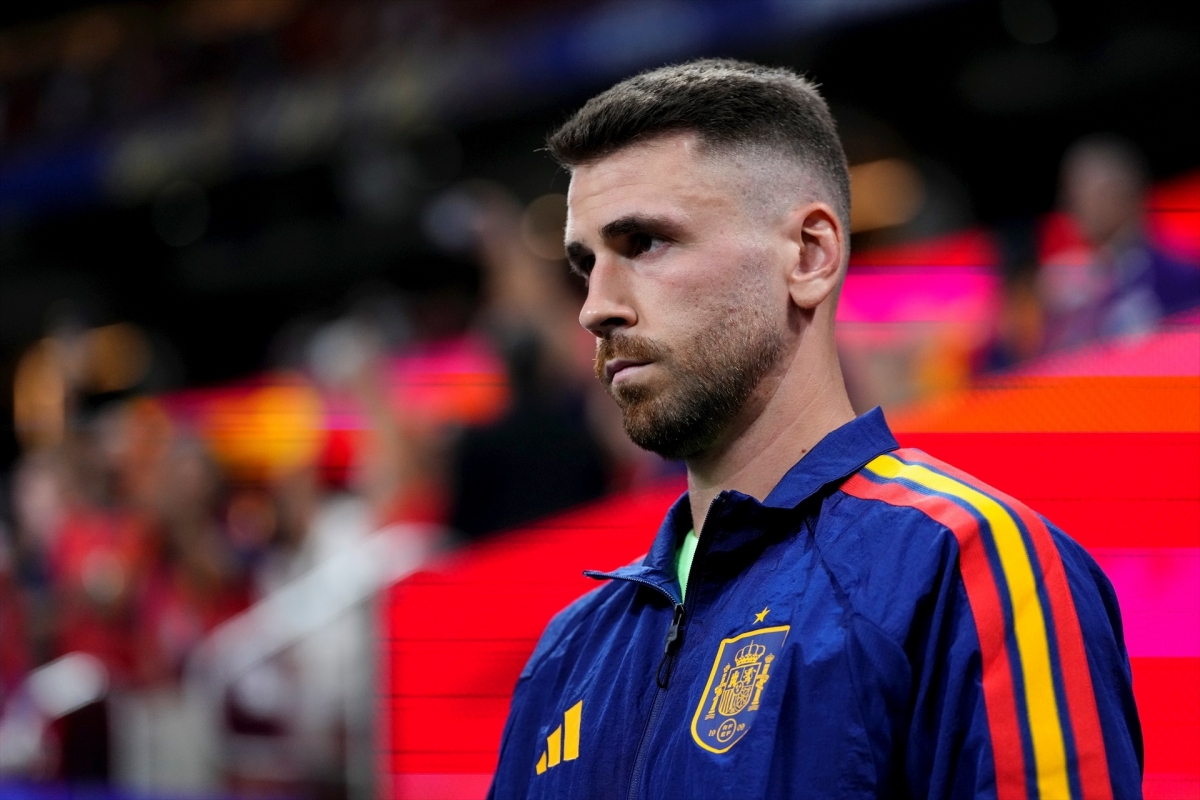 Unai Simón y el muro de España