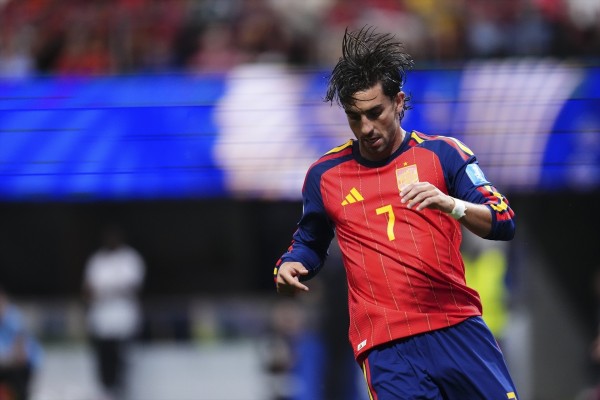 Ferrán Torres iguala a Puchades como el jugador valenciano con más partidos en un Mundial