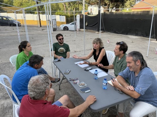 De vertidos incontrolados a asfaltado: Compromís recoge peticiones de vecinos de Tossal Gros en Castelló