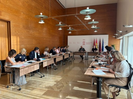 Murcia regulará por primera vez el padrón con multas para frenar el fraude y los cobros a vulnerables