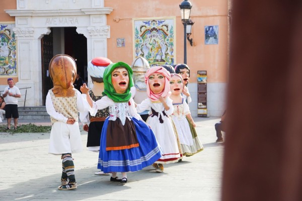 Benetússer culmina el primer fin de semana de sus Fiestas Mayores con actos multitudinarios