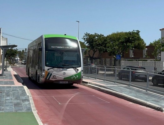 El Tram de Castelló alcanza la playa sin transbordo: el Consell activa el servicio de manera provisional