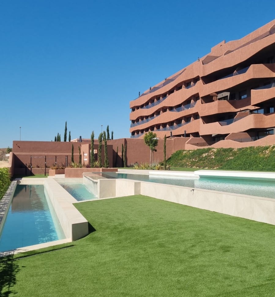Así es el nuevo complejo residencial con casi 350 viviendas que surge como un pequeño 'pueblo de diseño' en Guadalupe