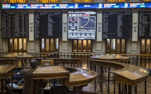 El Ibex 35 se da la vuelta y avanza más del 1% a media sesión