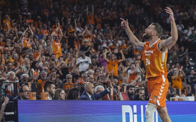 El Valencia quiere cerrar su segundo título liguero en el Palau y por la vía rápida