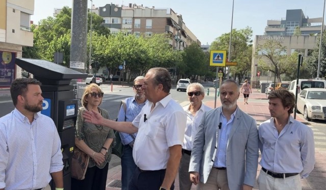 Vox critica la ampliación de la ORA en Abenarabi y acusa al PP de 