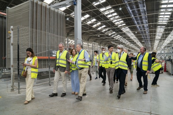 El Gobierno desbloquea inversiones de cogeneración en el azulejo con una subasta de 1.200 MW: el sector reclama el doble de potencia