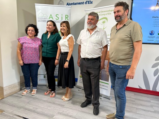 Elche participa en el coloquio ‘Del bancal a la mesa’
para fomentar los mercadillos de proximidad 