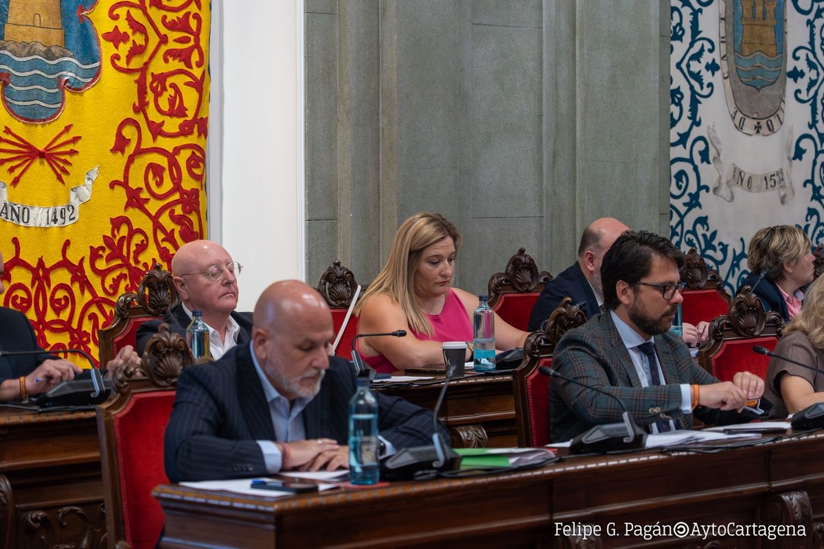 La oposición saca el escáner para revisar la herencia de los exediles de Vox en el Ayuntamiento de Cartagena