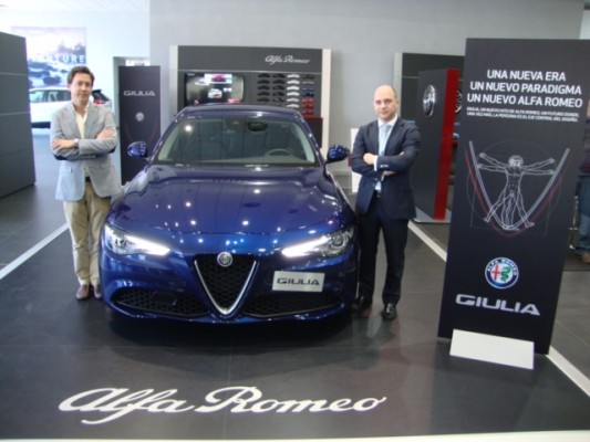 Motor Village Valencia presentó el nuevo Alfa Romeo Giulia‏