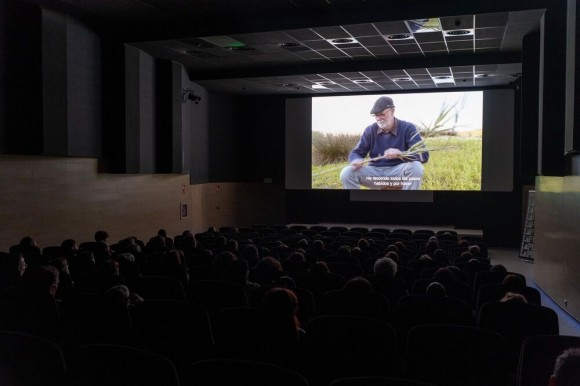 La Filmoteca Valenciana ‘se pone guapa’ renovando las butacas de la Sala Berlanga