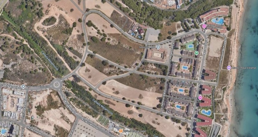 La Generalitat desbloquea el macrodesarrollo de Mil Palmeras: otras 954 viviendas en Orihuela Costa 