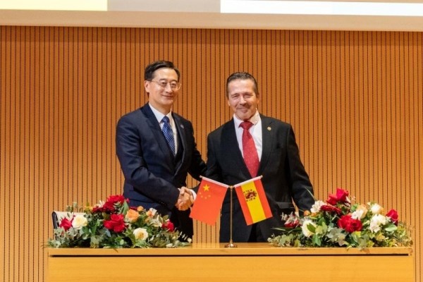 ¿Cuánto costará estudiar en el campus de la UPV en China?: El Consell regula el precio de la matrícula