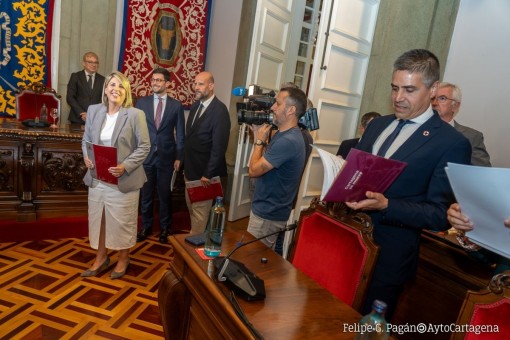 El Gobierno de Cartagena refuerza Alcaldía tras reducir el personal eventual de MC y Vox
