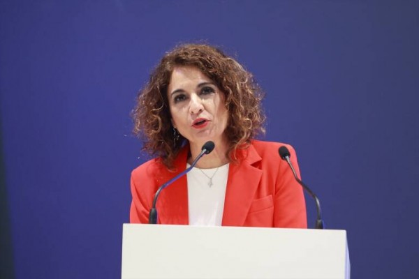 El Gobierno eleva el 'techo de gasto' al récord de 199.171 millones en 2025 y prevé un déficit del 2,5%