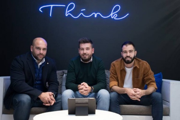 La benidormense FlexMyRoom se alía con la compañía Cloudbeds de EEUU