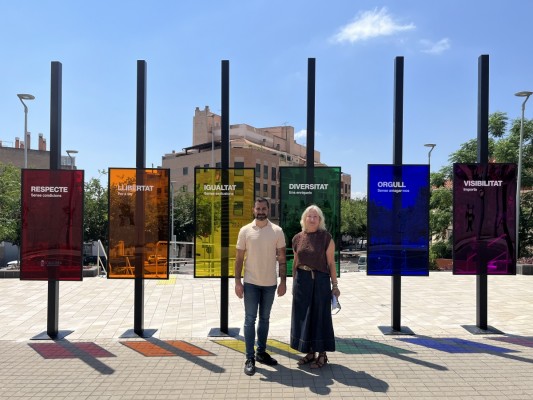 L'Alcora inaugura 'Portes de la diversitat', un símbolo urbano de igualdad, libertad y respeto