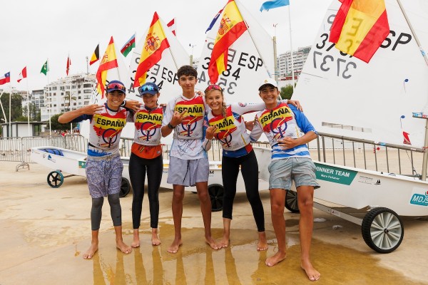Mara Peñalver es bronce en el Campeonato del Mundo de Optimist y triunfa con España