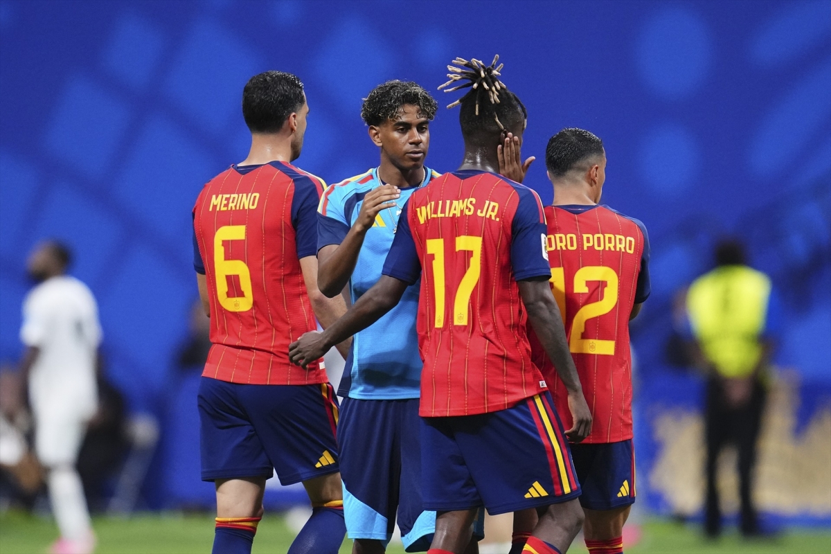 Nico Williams sufre una lesión muscular en el aductor derecho de “grado moderado”
