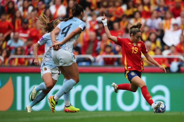 España se impone a Bélgica 