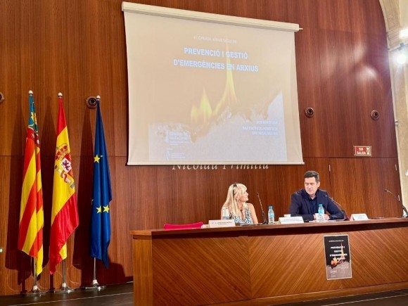 Cultura desarrolla una nueva estrategia para reforzar la protección del patrimonio documental frente a emergencias