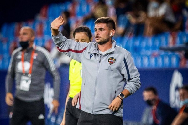 Javier Aguado vuelve al Levante UD Femenino como nuevo entrenador 