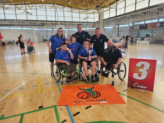 Cocemfe Castellón celebra el bronce de la Comunitat en el Campeonato de España Sub-23 de Baloncesto en Silla de Ruedas 